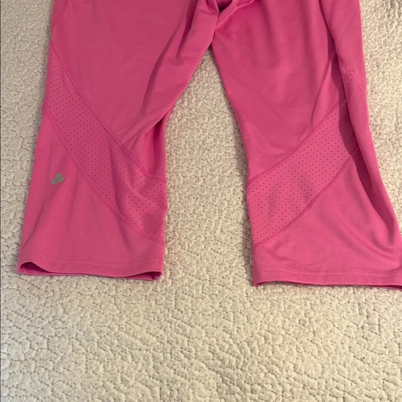Tek Gear Vibrant Pink Activewear B4 - Picture 3 of 5